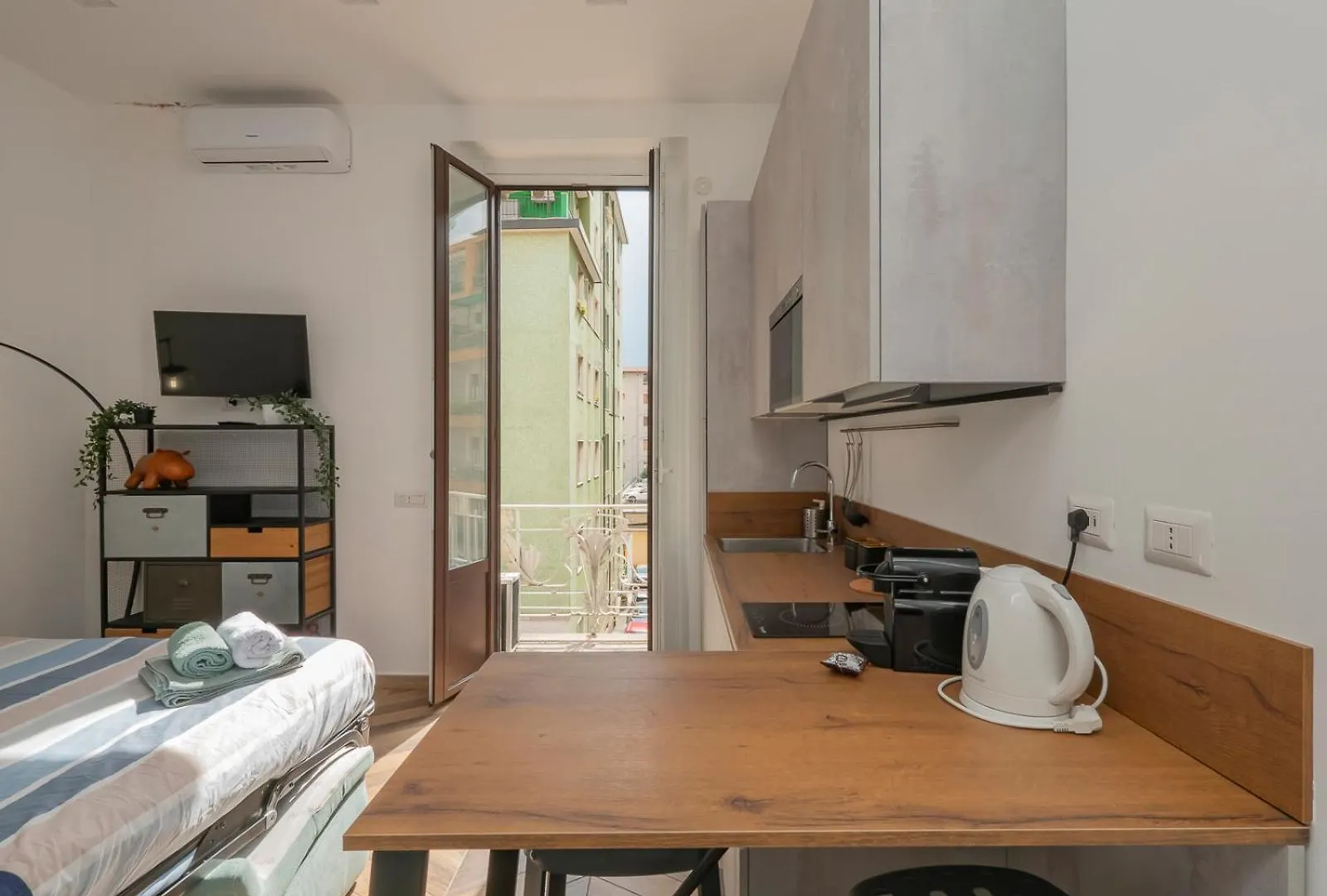 מילאנו I-Host Apartment - Agnesi 15