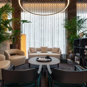 מלון Crowne Plaza By Ihg, מילאנו